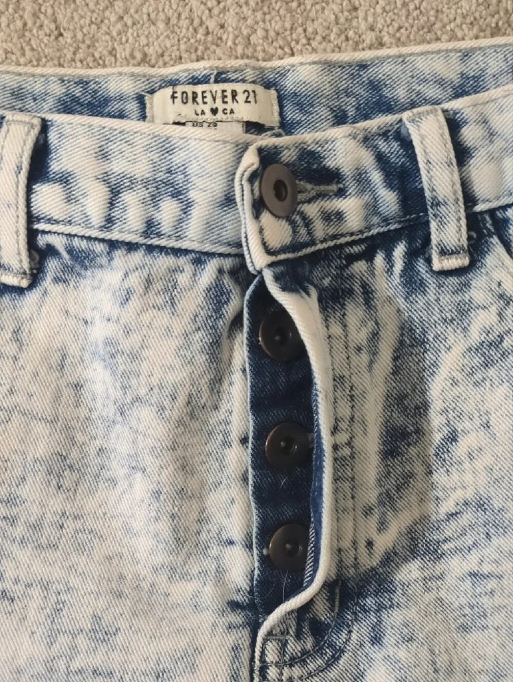 Acid Wash Denim Women’s Shorts - Light Blue